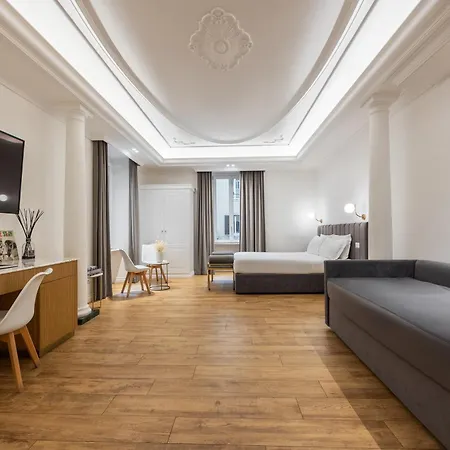 Sm Vatican Relais 4*