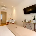 Oda ve Kahvaltı Sm Vatican Relais 4*